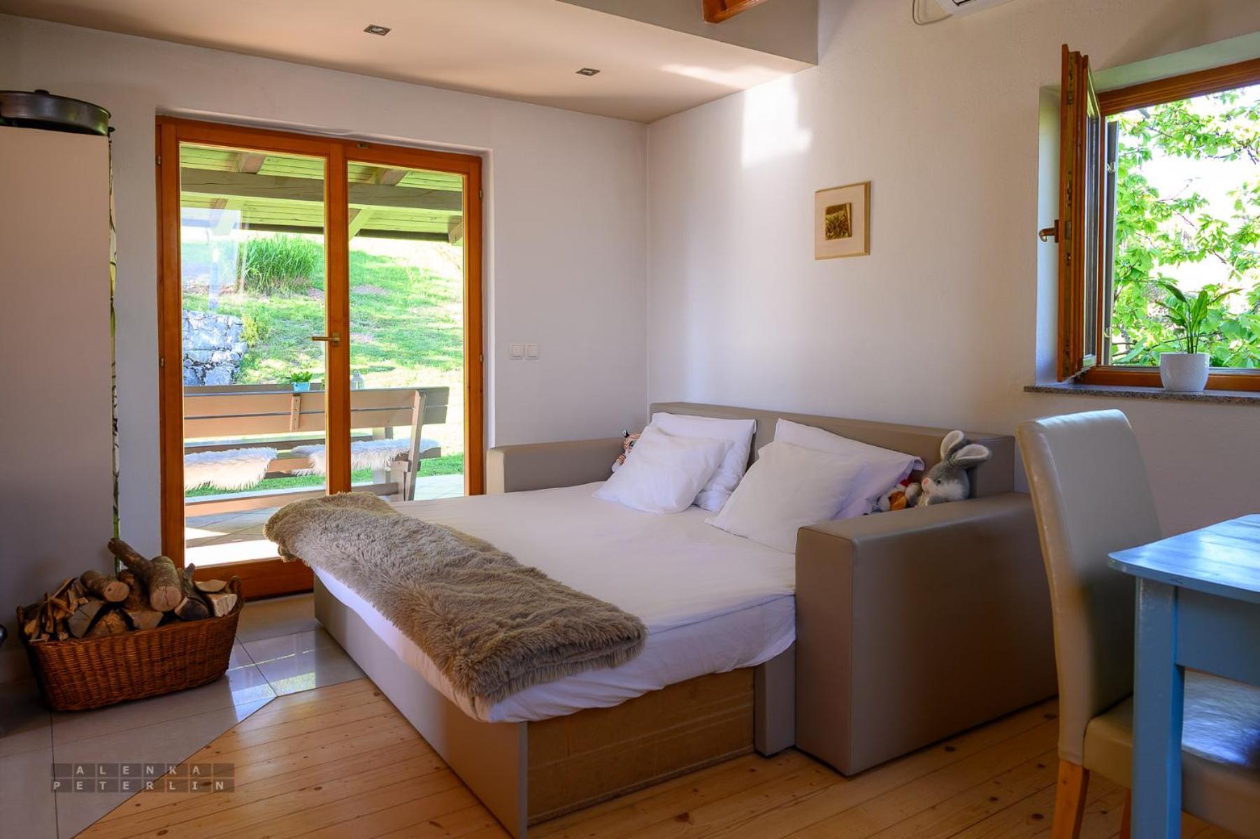 Vineyard Cottage Klemencic Ново-Место Экстерьер фото