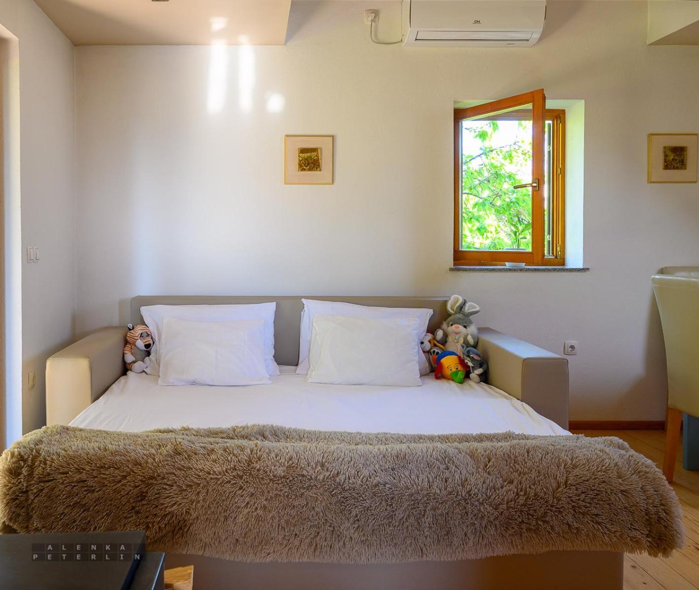 Vineyard Cottage Klemencic Ново-Место Экстерьер фото